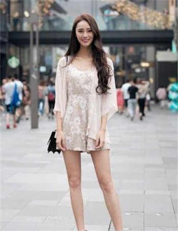 爱情公寓之伪娘系统