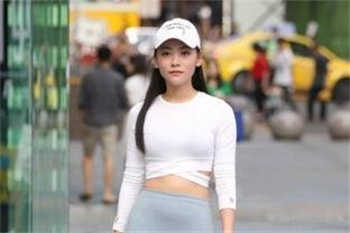 快穿 捡到一个小妖精