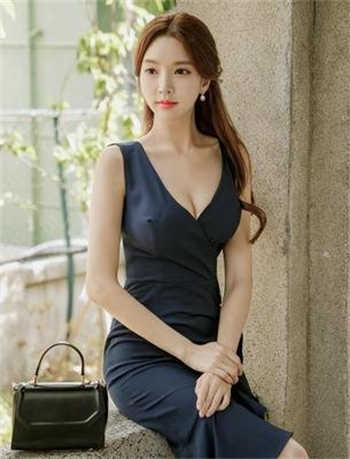 杏坛入口春暖花开