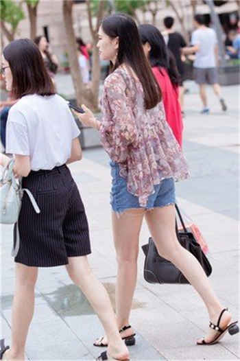 麻豆女艺人吴梦梦