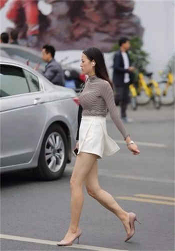 狗鞭硬起来的图片