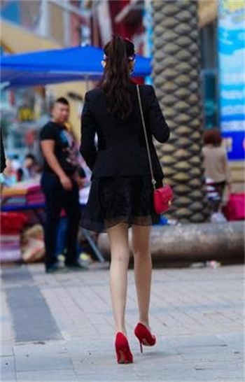 女主叫十一男主叫战夜