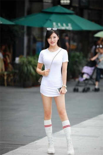 女贼闯空门迅雷下载