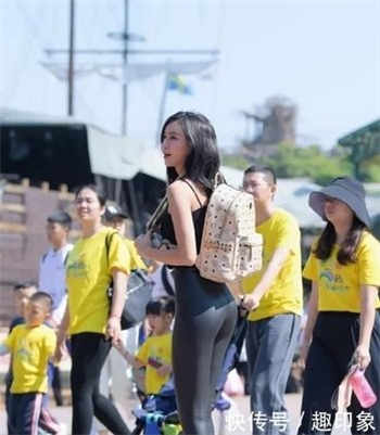 五号房九尾狐狸