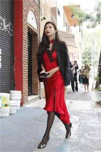 女子脱毛阴真人图